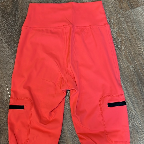 Bright tangerine orange leggings - age 10-12 - Picture 3 of 3